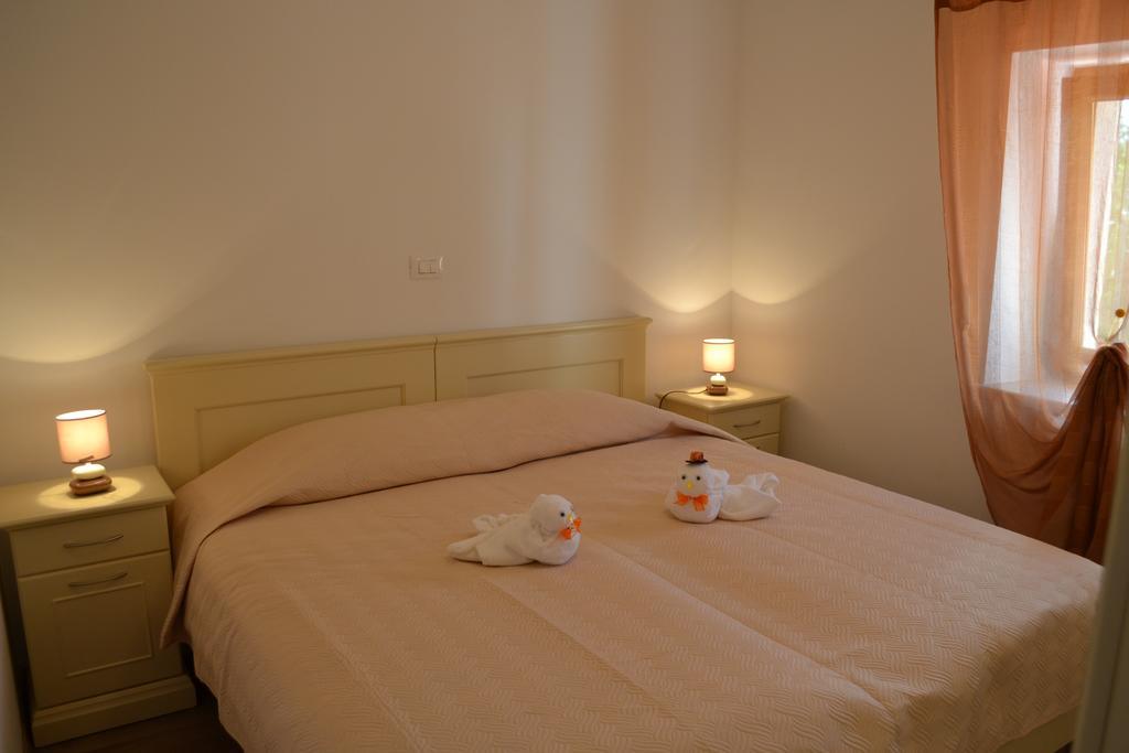 Tinjan Holiday Home Mate חדר תמונה
