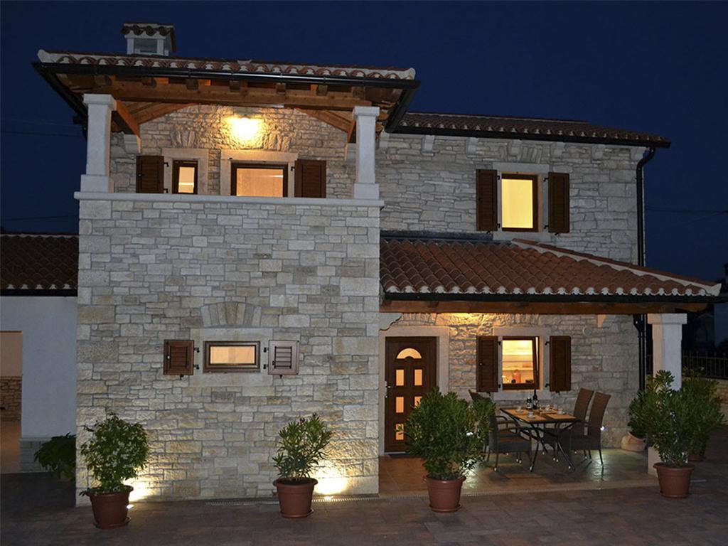 Tinjan Holiday Home Mate חדר תמונה